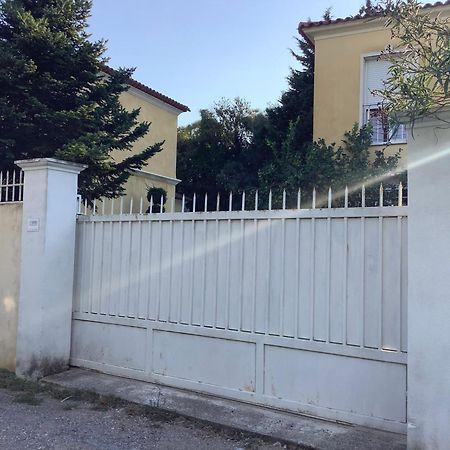 Location Studio De Charme Антиб Экстерьер фото